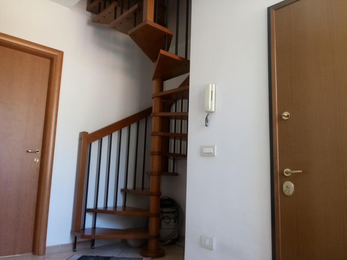 קאסרטה B&B Mansarda מראה חיצוני תמונה