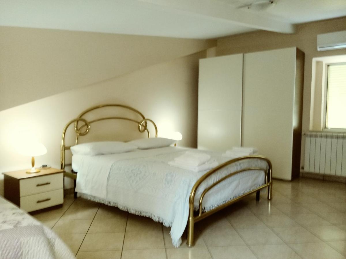 קאסרטה B&B Mansarda מראה חיצוני תמונה